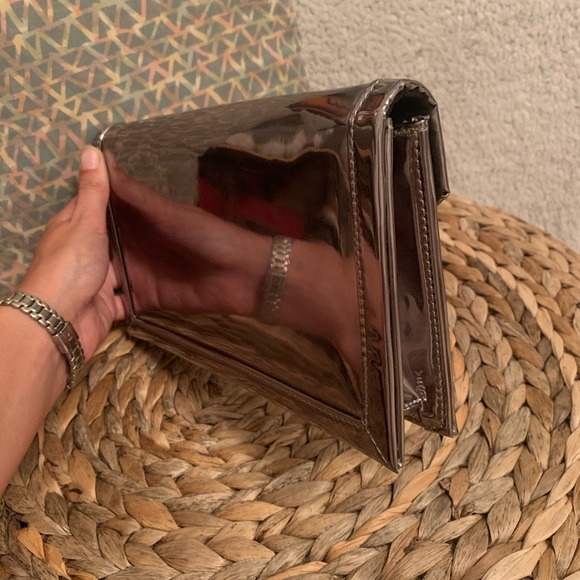 Urban Outfitters Silver Metallic Clutch - Picture 4 of 4